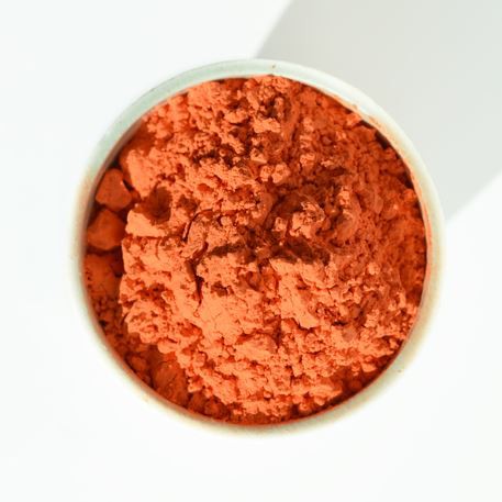 Sắc tố bao gồm gốm màu cam